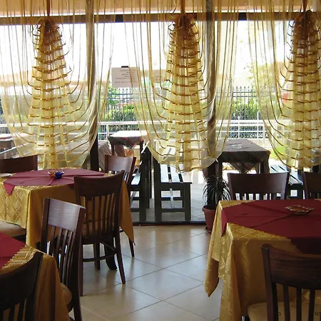 Blian Ξενοδοχείο Ράβντα