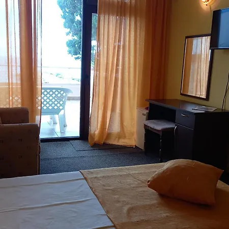 Blian Ξενοδοχείο 3*