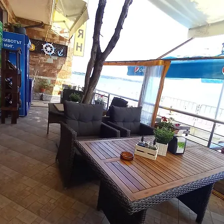 Blian Ξενοδοχείο 3*