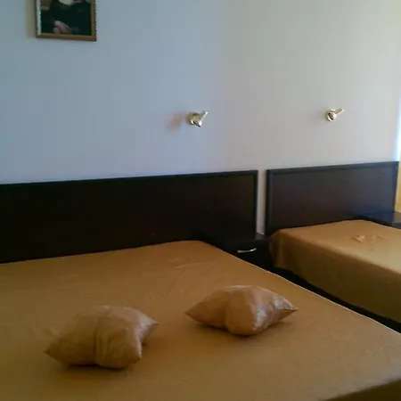 Blian Hotel 3*